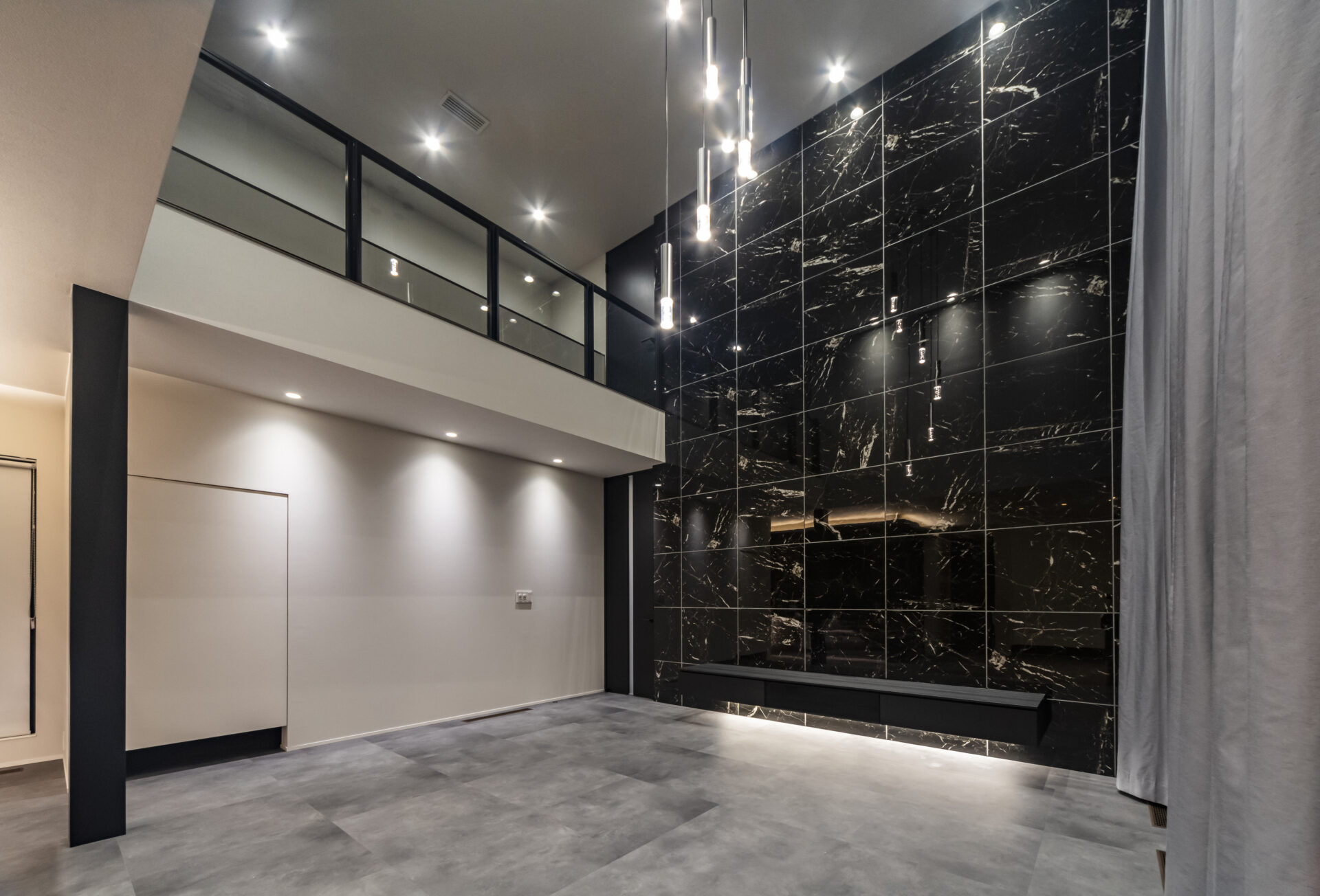 黒が主役のホテルライク。画像-3