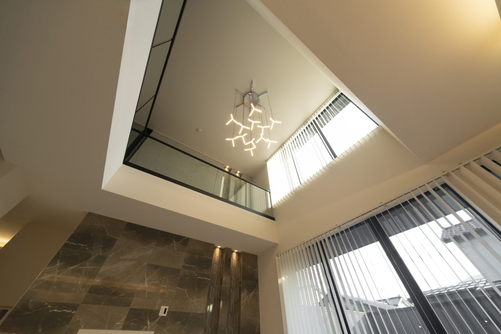 光とプライベートを極める邸宅。画像-8