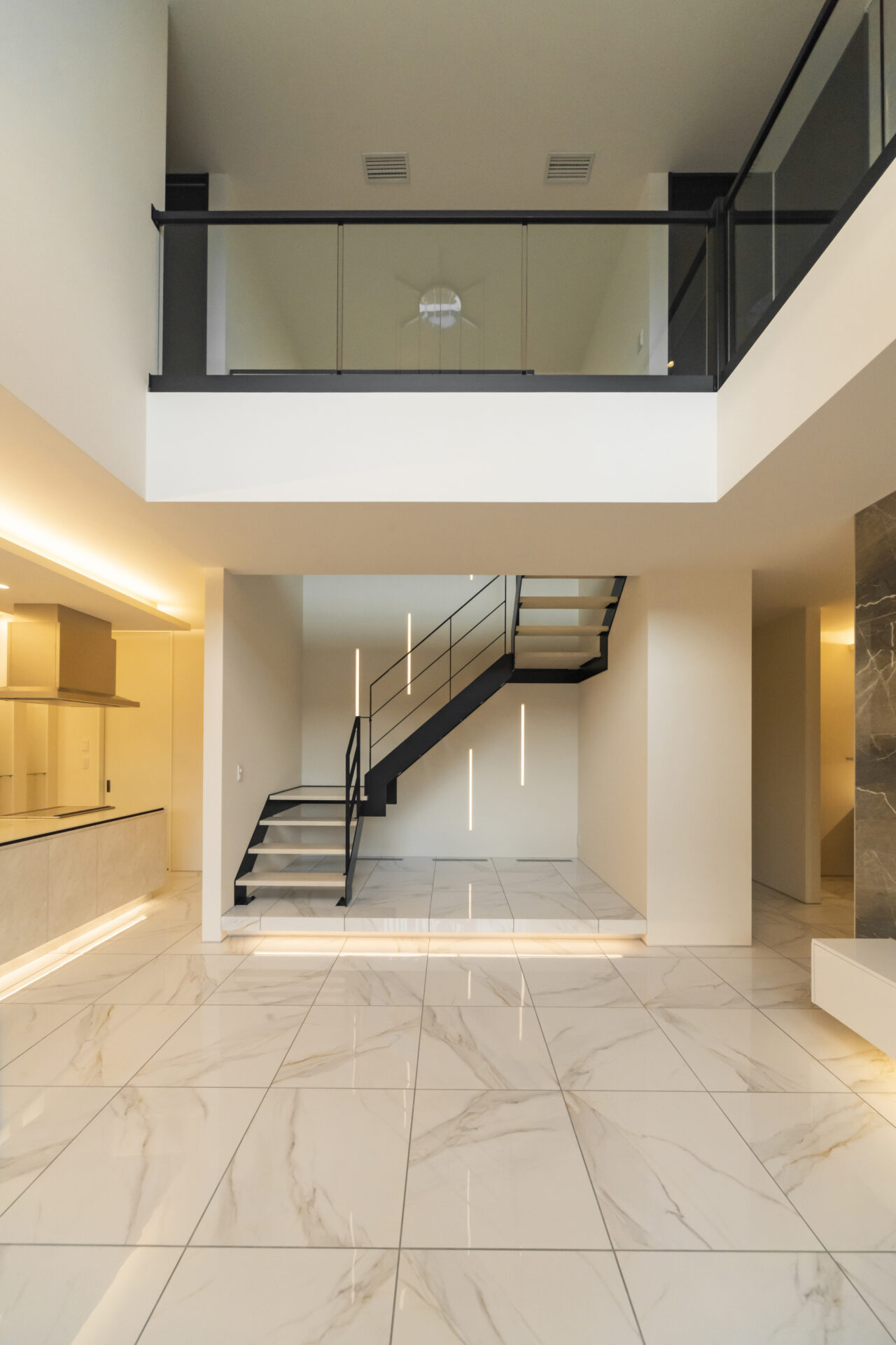 光とプライベートを極める邸宅。画像-9