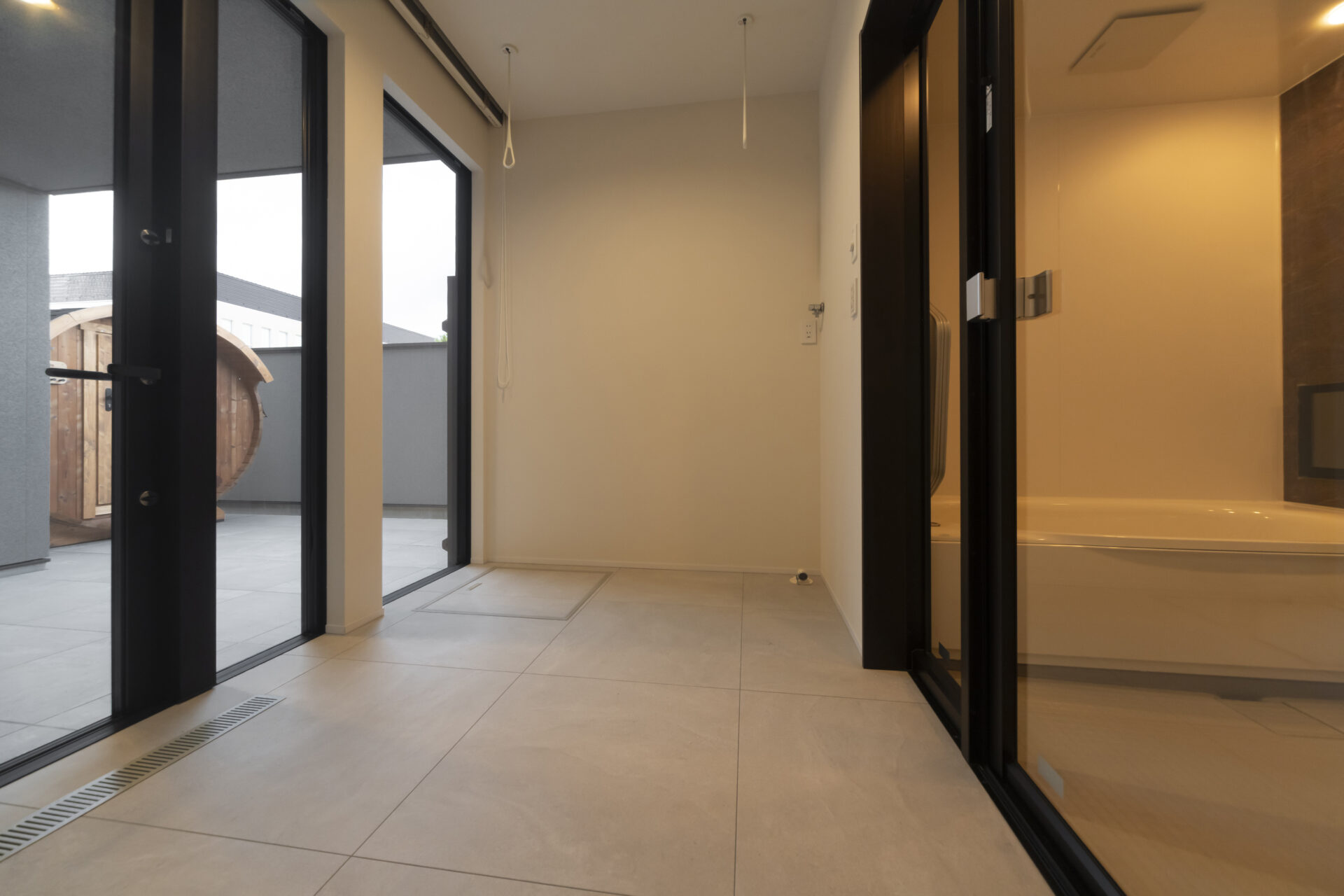 光とプライベートを極める邸宅。画像-12