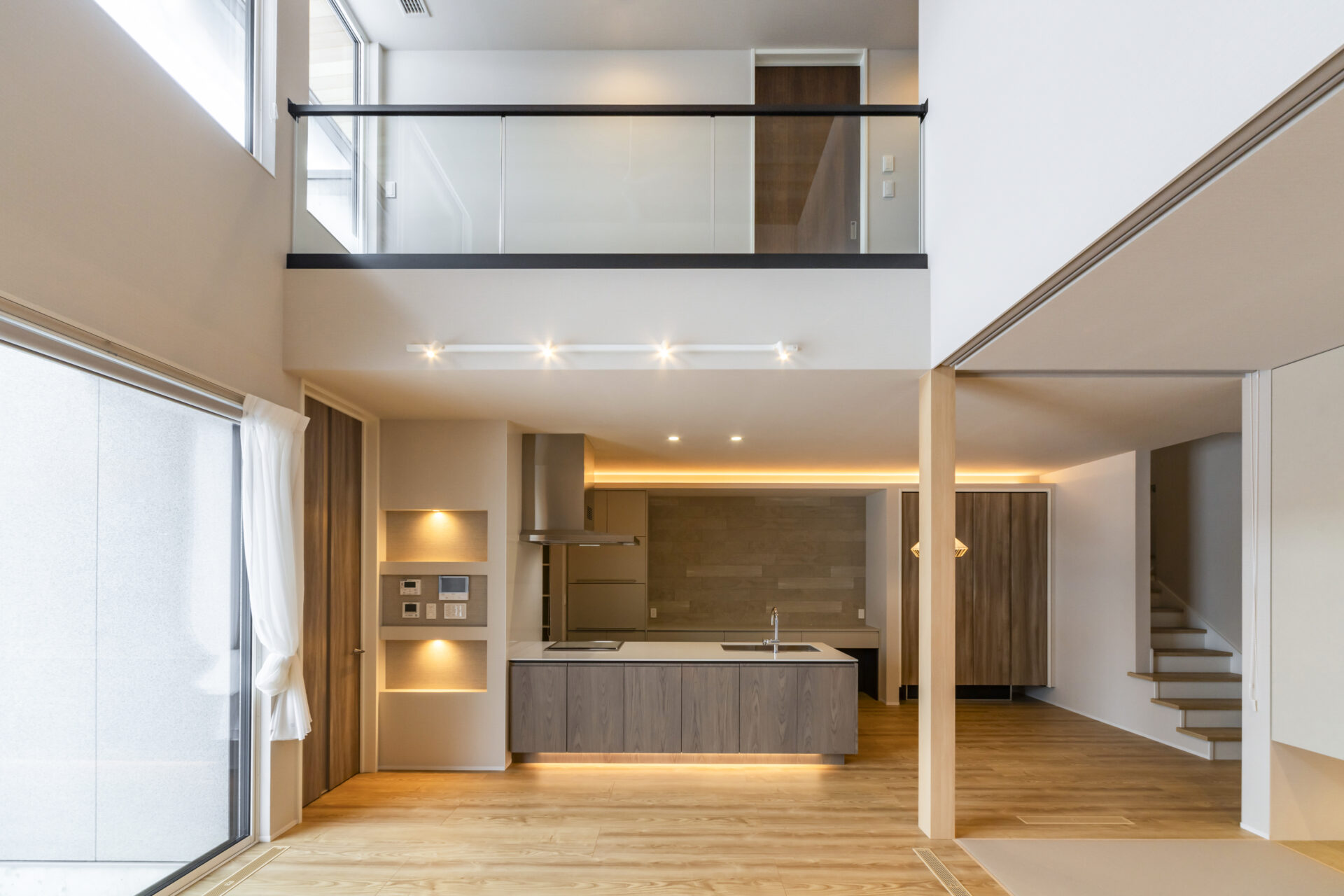 素材の温もりに包まれる、洗練の休息。画像-4