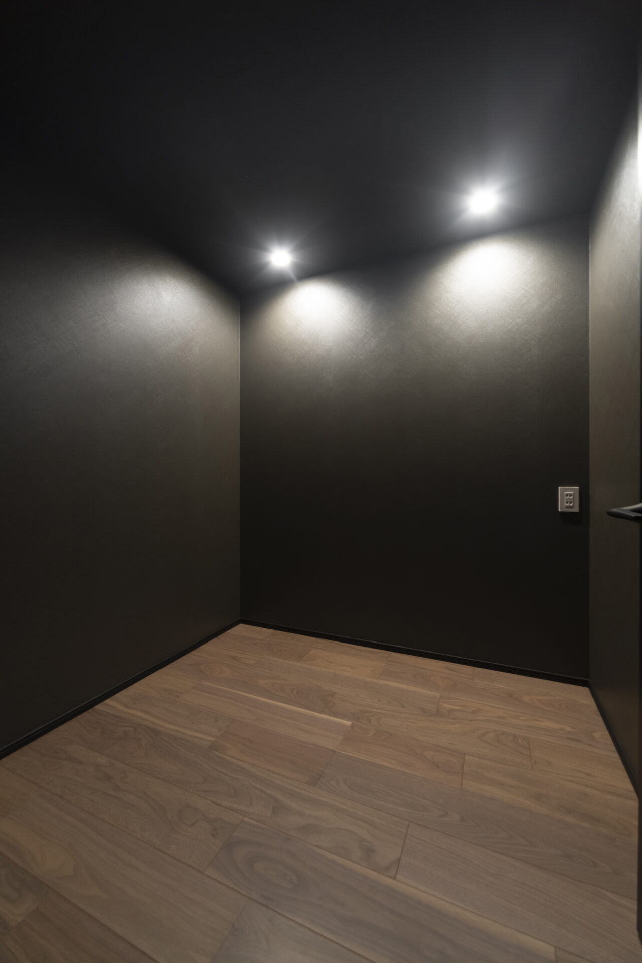 黒が主役のホテルライク。画像-8