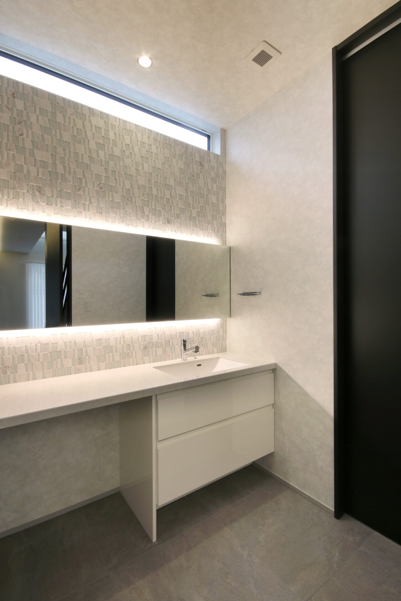 美しく整えて暮らす、ホテルライクな邸宅。画像-6